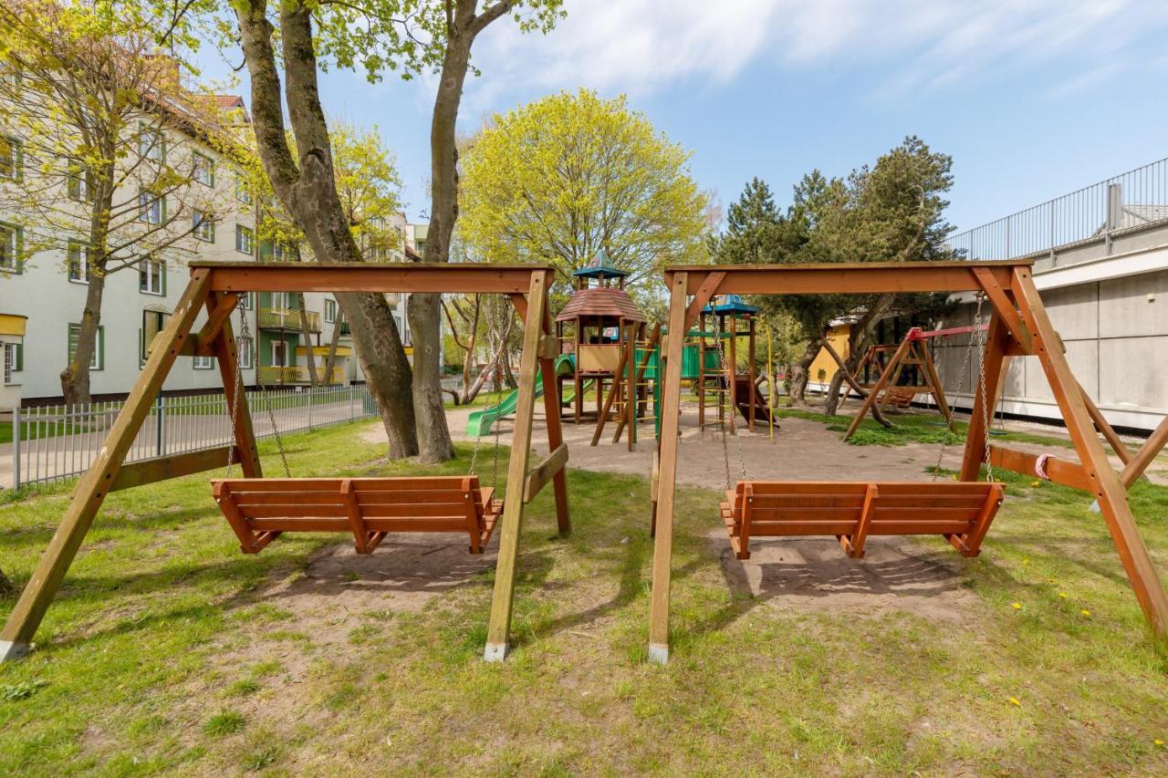 Osiedle Feniks Kolobrzeg By Noclegi Renters Exterior photo